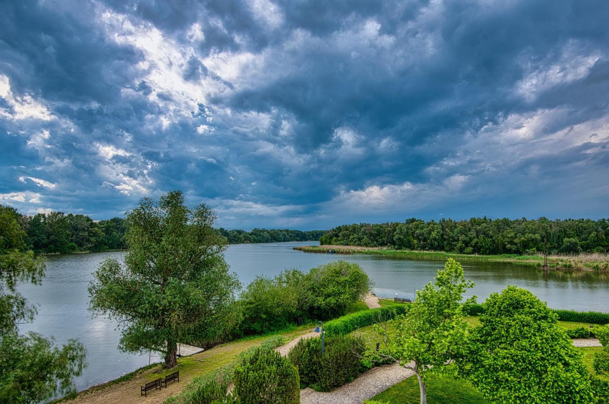 Tisza Balneum Hotel Tiszafüred Eksteriør billede